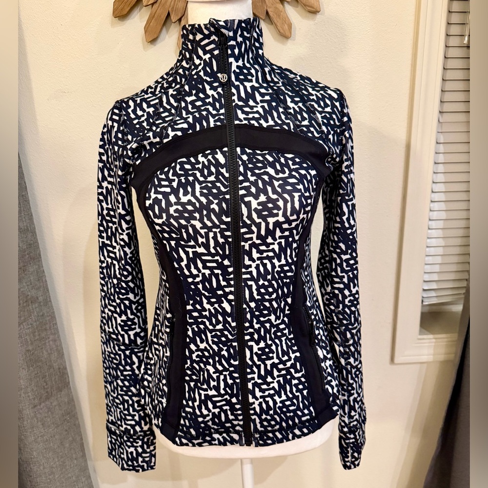 Lululemon Net Pop Define Jacket – Size 6